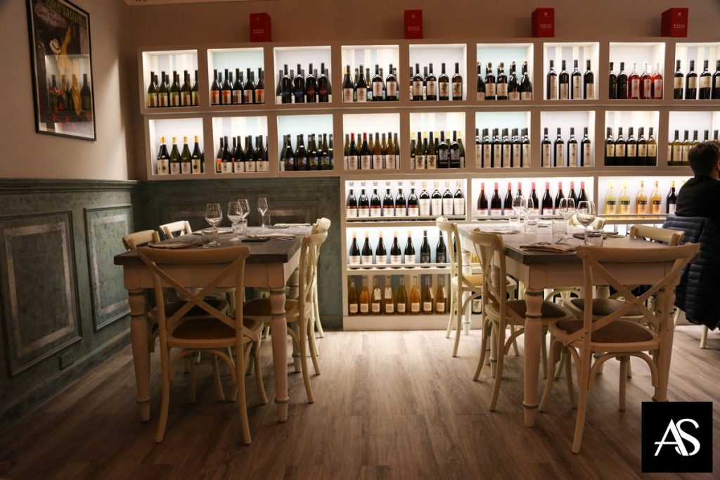 Lomi Lounge Bar Restaurant, antichi sapori in un delizioso ambiente